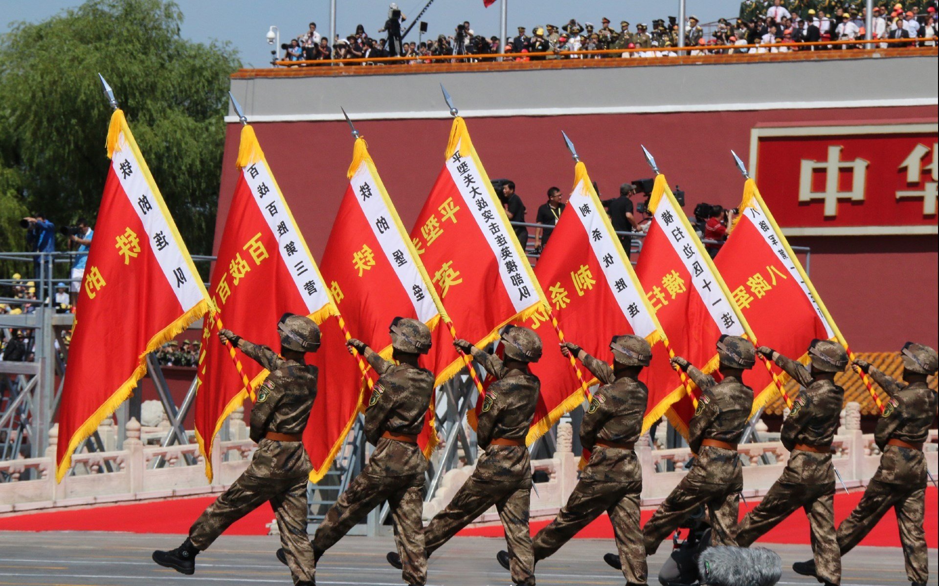 北欧寒流突袭梅阿查，C罗烈火主宰亚平宁之夜，芬兰奇迹险胜国际米兰