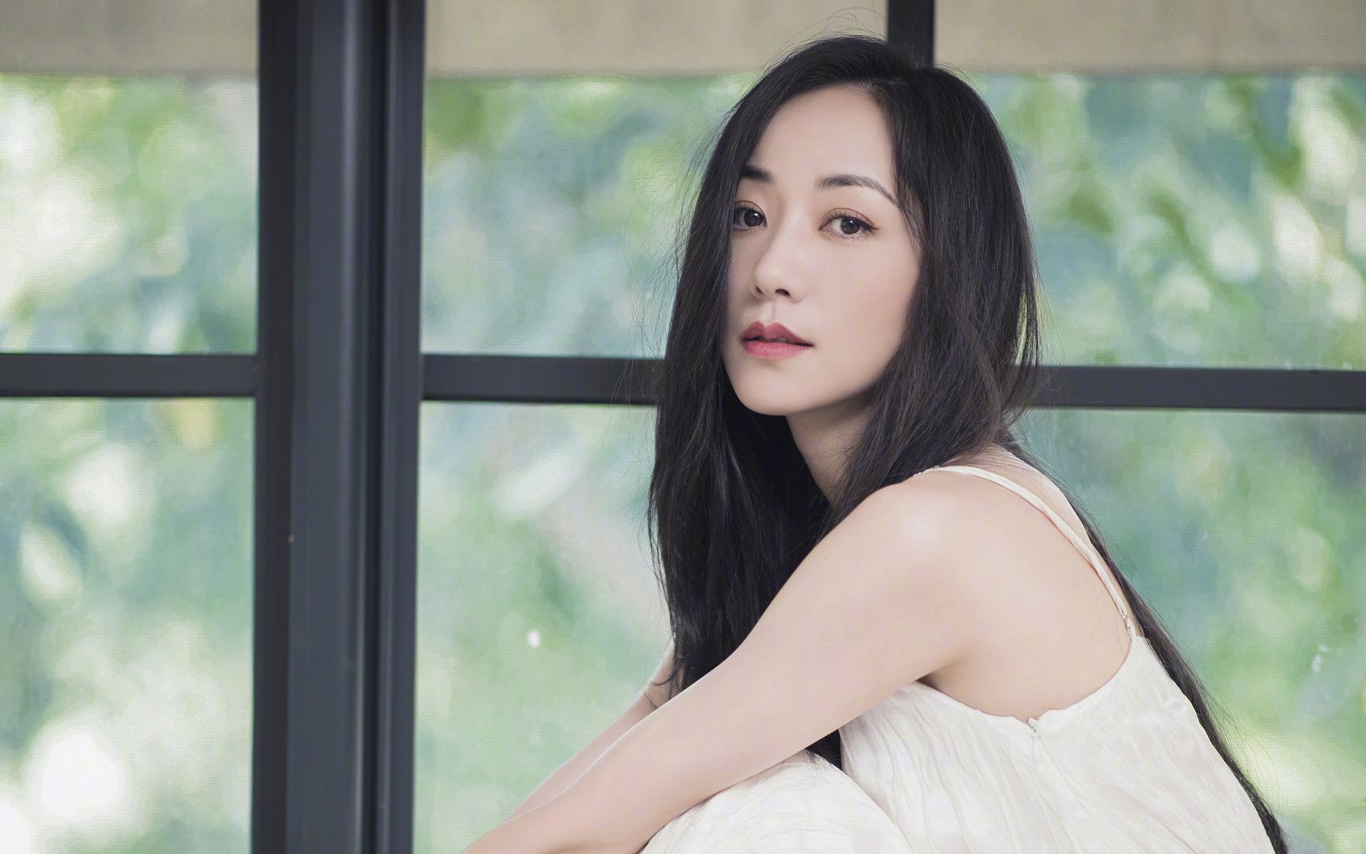 从边路到中枢,阿方索·戴维斯如何成为西班牙对阵秘鲁的节奏掌控者—2026世界杯D组唯一性解析