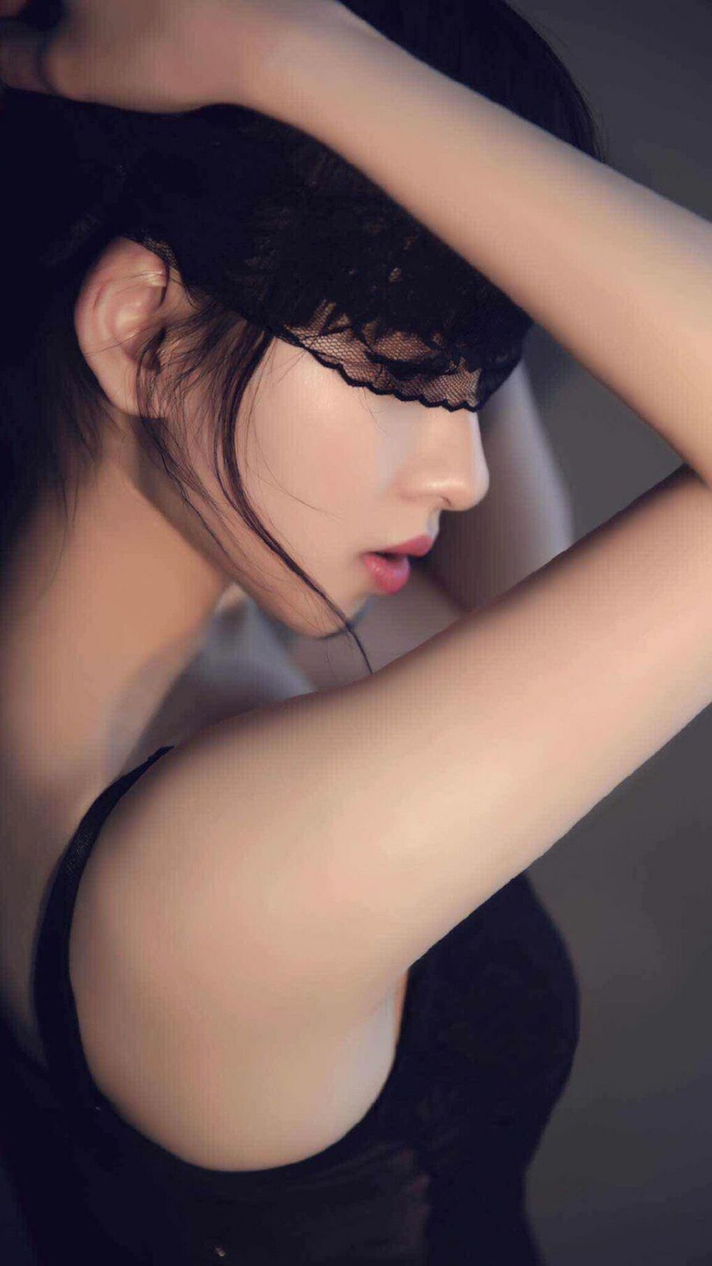 战地玫瑰,当吉鲁的最后一个夏天染红加纳的钢铁防线